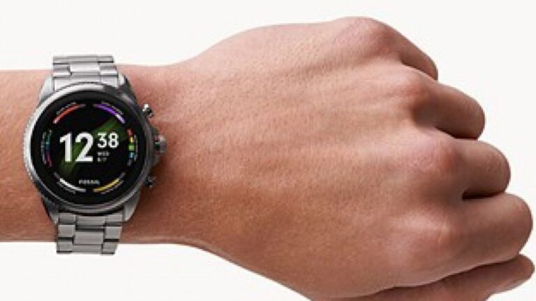 A person wearing one of the Smartwatches for Gaming