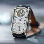 The Impact of Modern Technology on Traditional Watchmaking